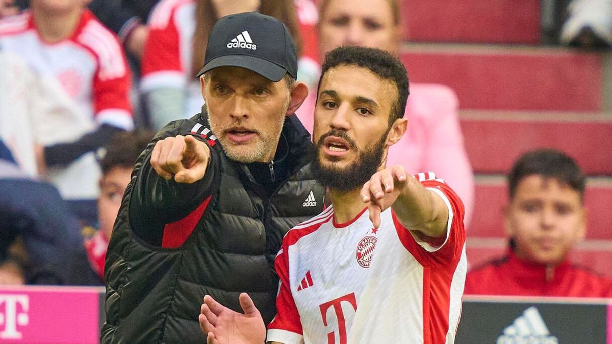 Noussair Mazraoui et l'entraineur du Bayern Munich Thomas tuchel
