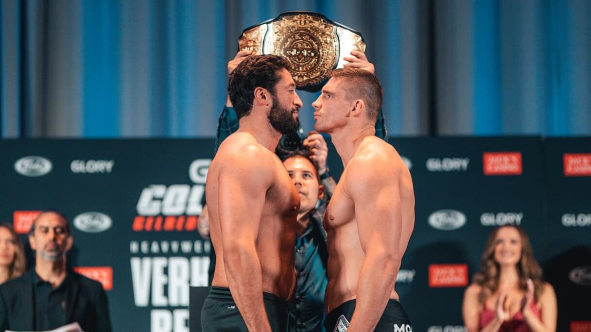 Jamal Ben Saddik et Rico Verhoeven, lors de la pesée.