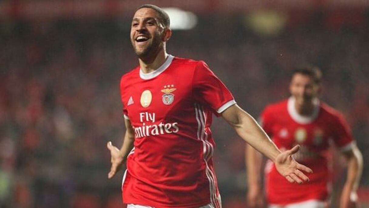 Adel Taarabt sous le maillot du Benfica.