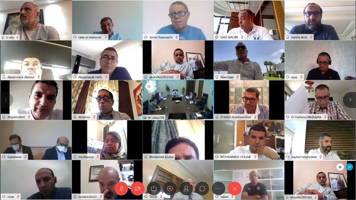 Les membres du comité directeur de la FRMF.