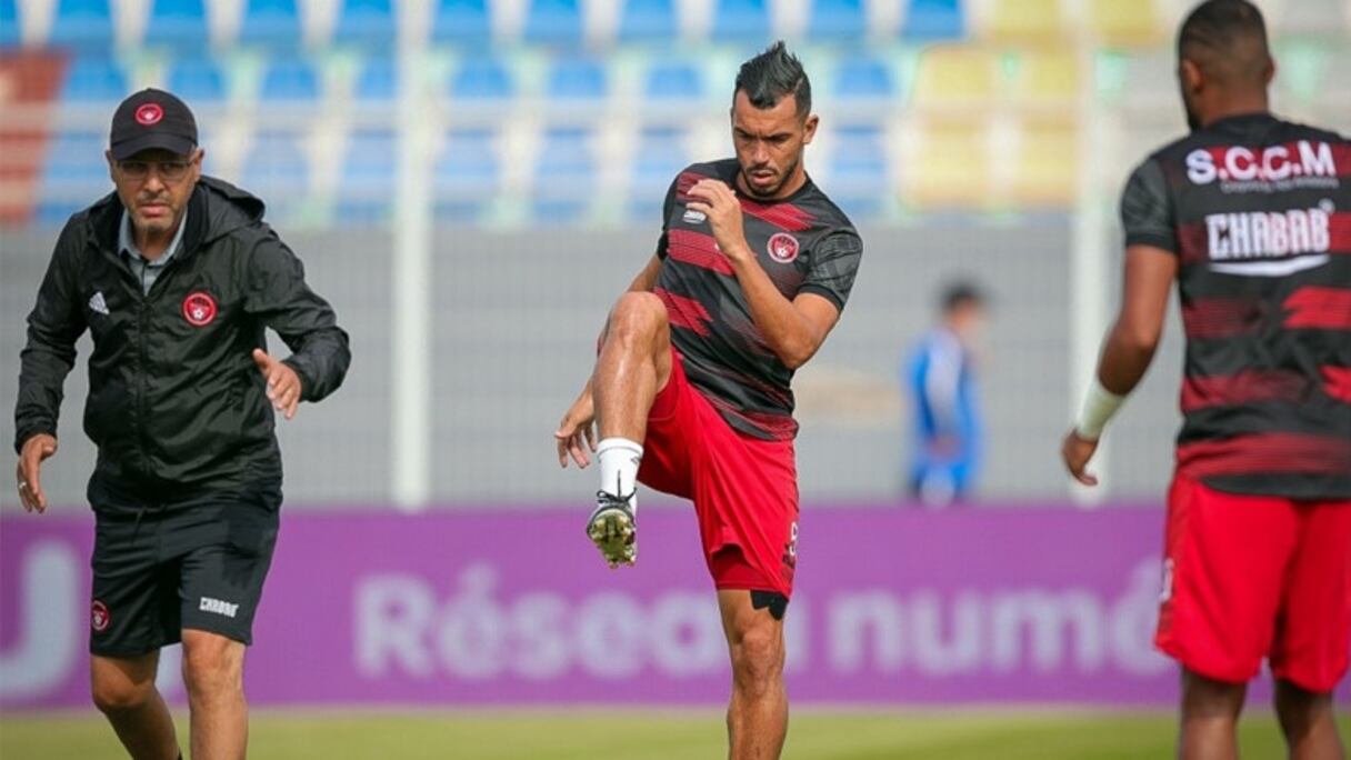 Abderrahim Achchakir sous le maillot du Chabab de Mohammédia.