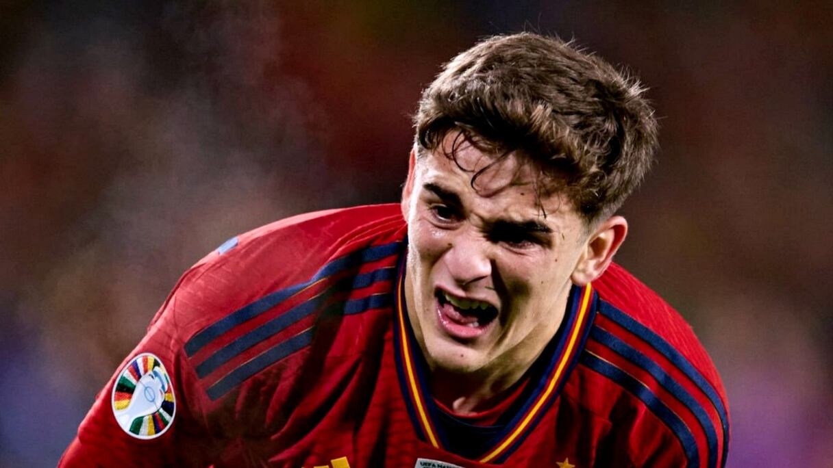 Gavi, le milieu de terrain du FC Barcelone blessé face à la Georgie