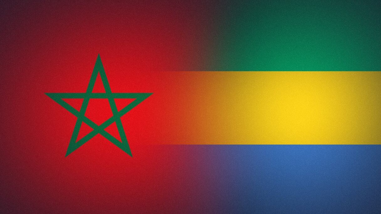Les drapeaux du Maroc et du Gabon.
