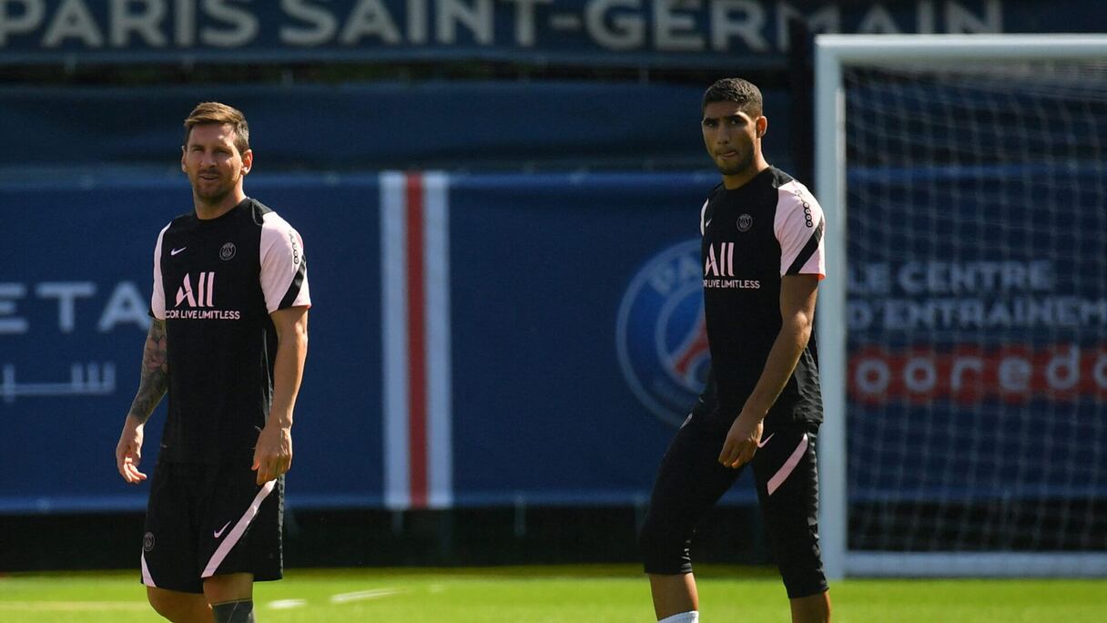 Lionel Messi et Achraf Hakimi.