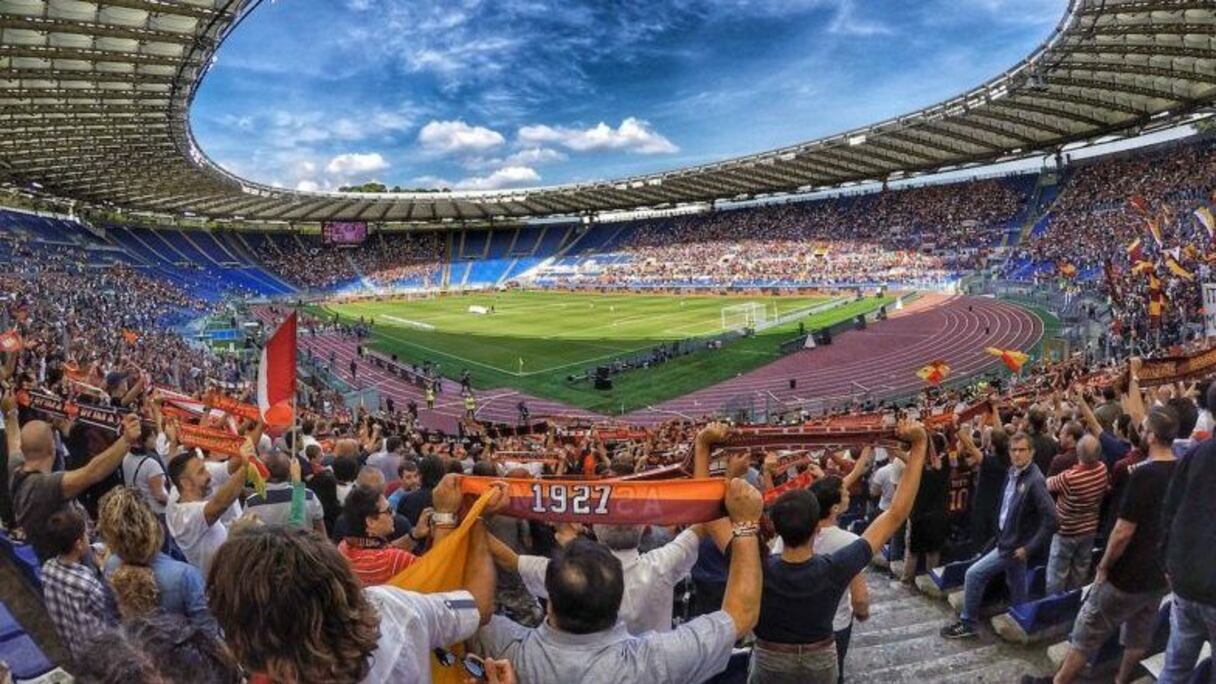 Le Stade olympique de Rome accueillera le match d'ouverture, opposant l'Italie à la Turquie, le 11 juin. Il possède 68 000 places, et accueille chaque saison les matchs de l'AS Roma et de la Lazio, les deux clubs de la ville.