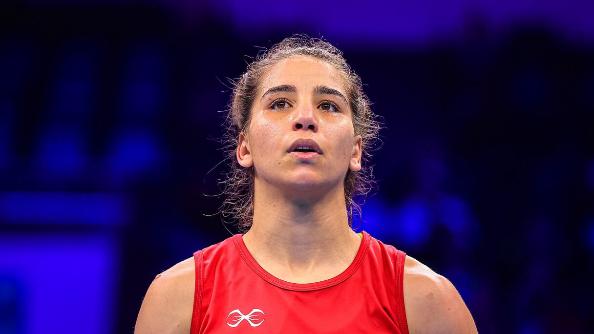 la boxeuse marocaine Mouttaki Yasmine