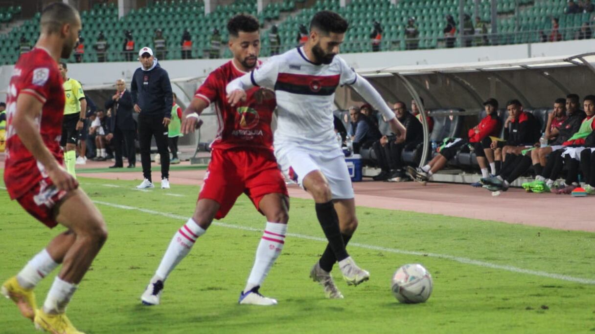 Duel Hassania d'Agadir-Chabab de Mohammédia.