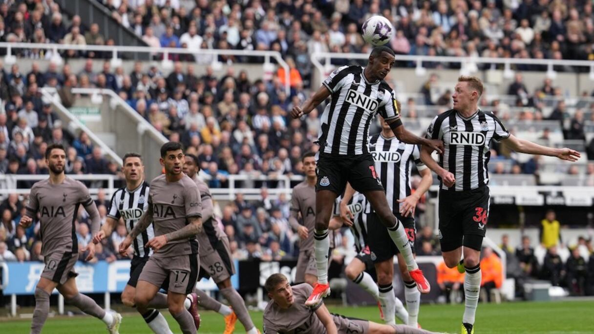 Duel Tottenham-Newcastle.