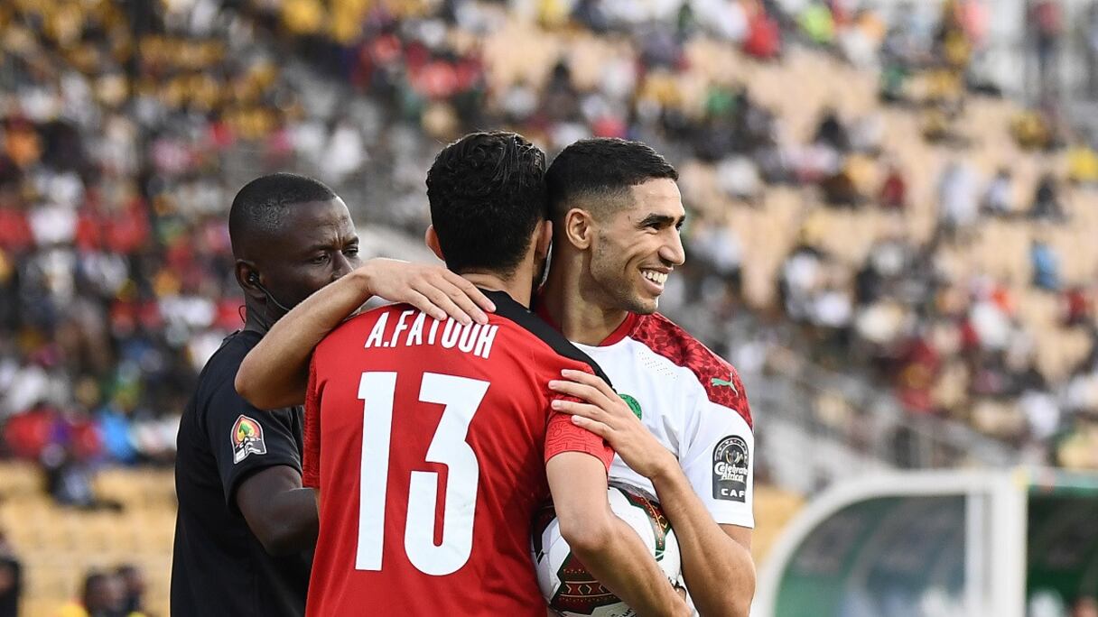 Ahmed Fattoh et Achraf Hakimi lors de la CAN 2021.