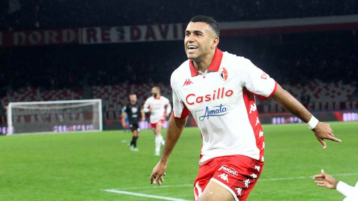Walid Cheddira sous les couleurs du SSC Bari.