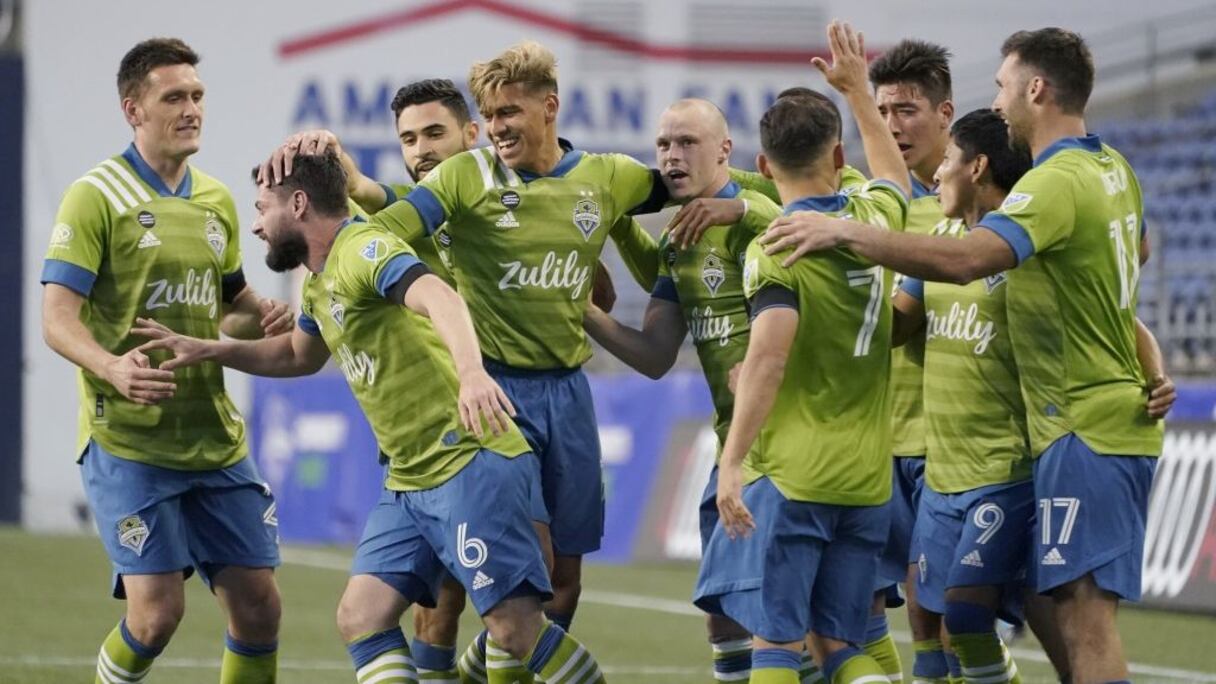 La joie des joueurs de Sounders de Seattle vainqueurs 4-0 de Minnesota United.