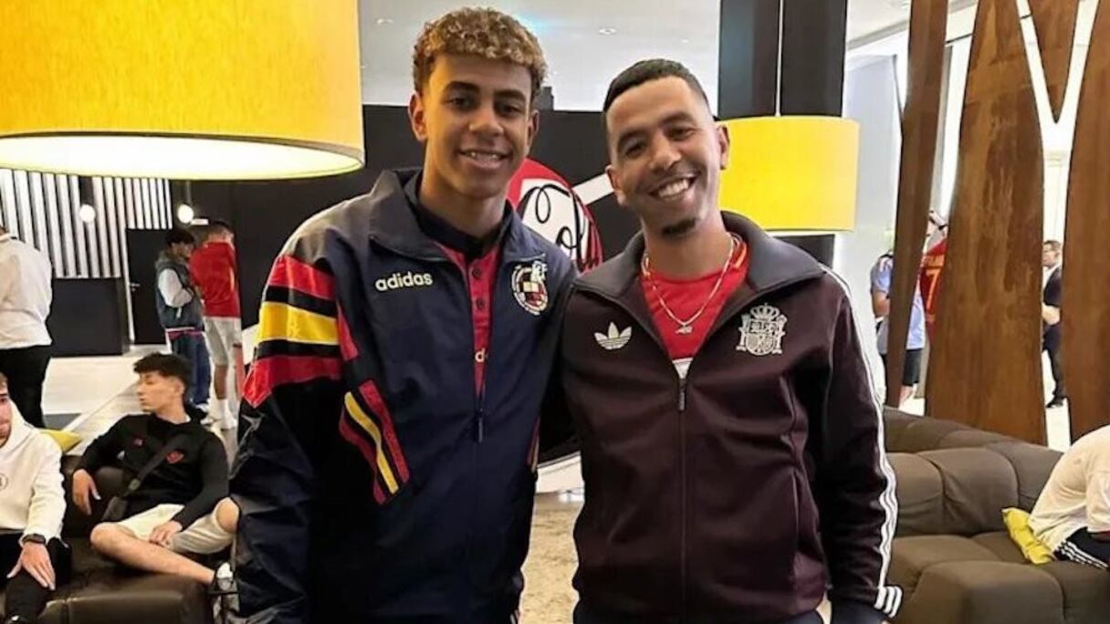 Lamine Yamal et son père Mounir Nasraoui.