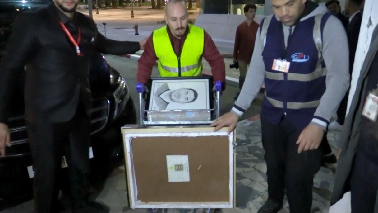 Achraf Hakimi quittant l'aéroport international de Tanger-Ibn Batouta, le 10 janvier 2023.