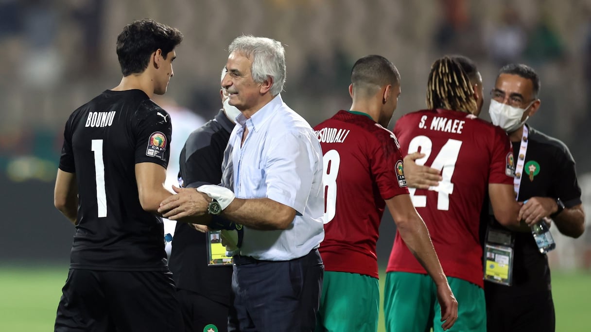 Vahid Halilhodzic et Yassine Bounou après Maroc-Ghana, le 10 janvier 2022.