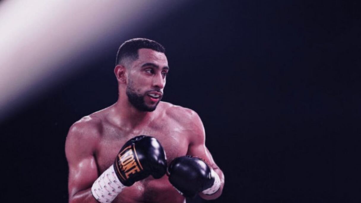 Anas Messaoudi, remporte la ceinture IBF Internationale de la catégorie des welters (67kg),