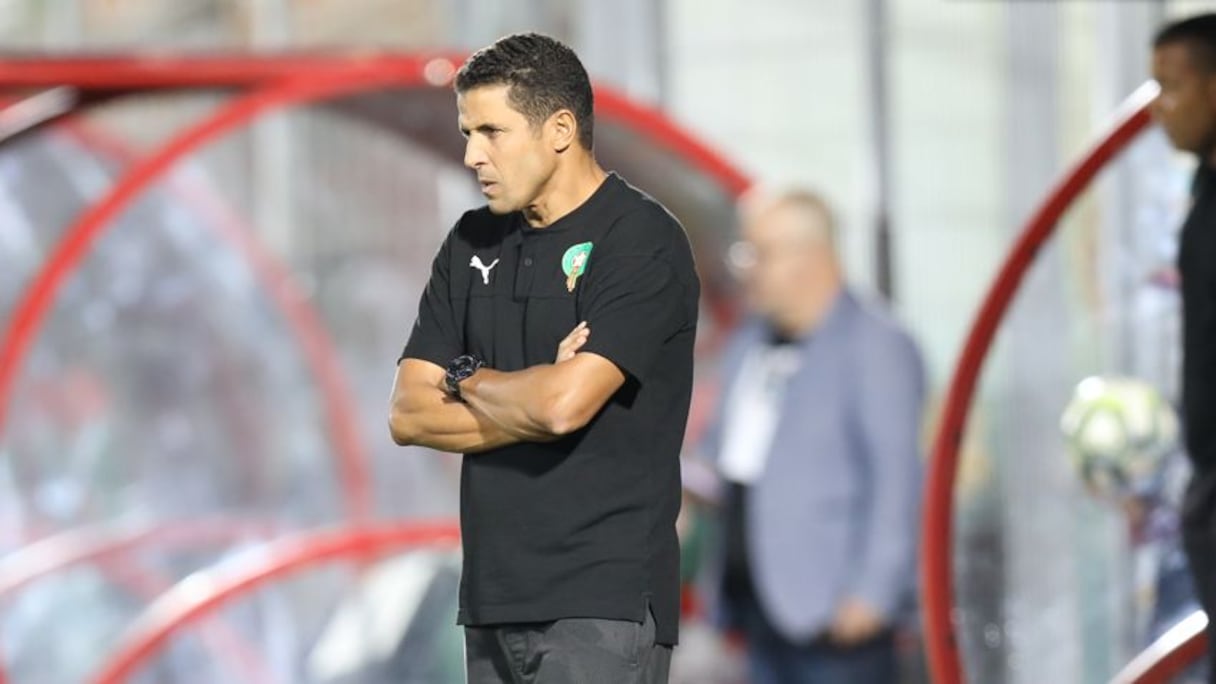 Houcine Ammouta, entraineur de l'équipe nationale des joueurs locaux.