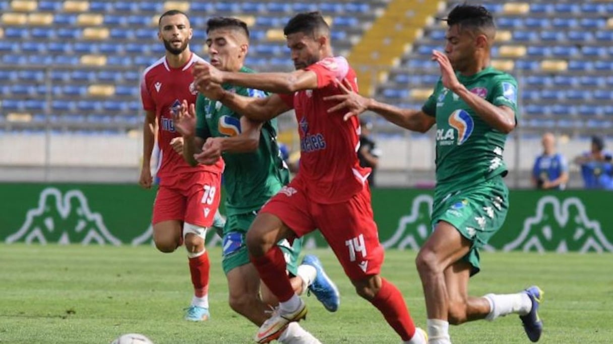 Lutte entre le Wydad et le Raja pour le sacre final.