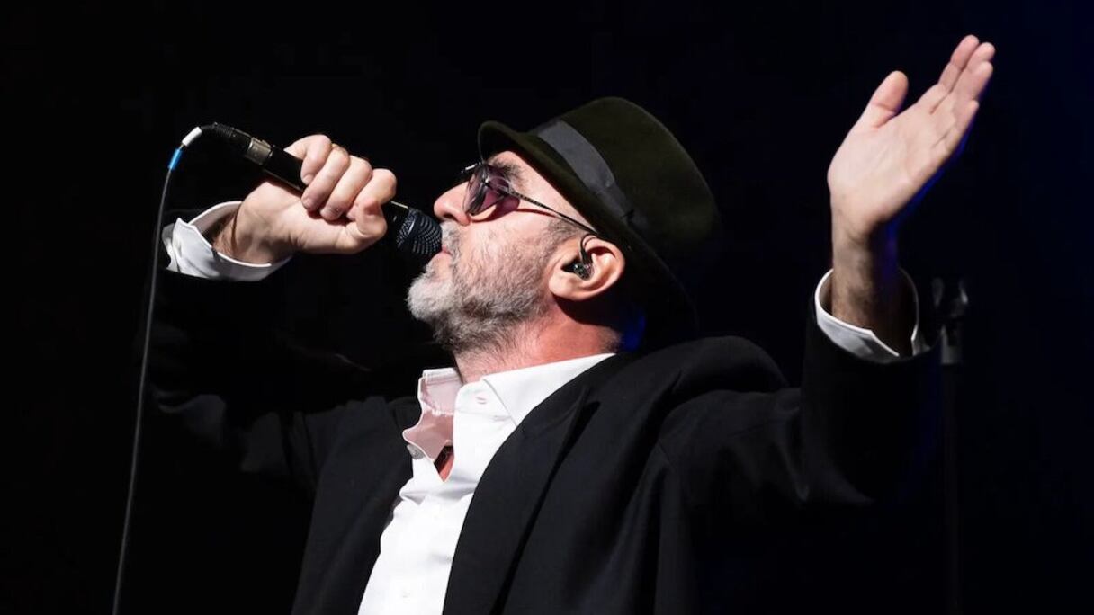 La tournée «Cantona sings Eric» a débuté fin octobre en Angleterre.