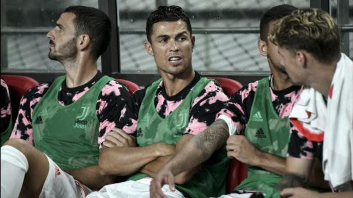 Cristiano Ronaldo sur le banc.