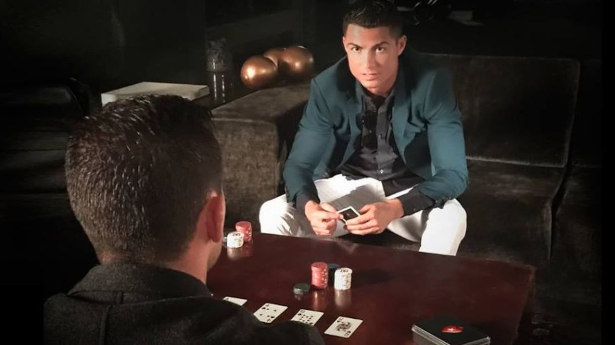 3- Cristiano Ronaldo (Football): 79,9 M$ de revenus (786,3 MMDH), dont 27 M$ (265,7 MDH) provenant des recettes Pub/Sponsors.