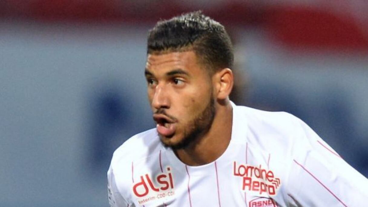 Youssef Ait Bennasser (Nancy): 25.000 €.
Le milieu de terrain de vingt ans évoluant chez les Chardons est 11e salaire à Nancy avec 25.000 €. Prêté à l’ASNL, le jeune joueur devrait rejoindre l’AS Monaco a la fin de la saison.