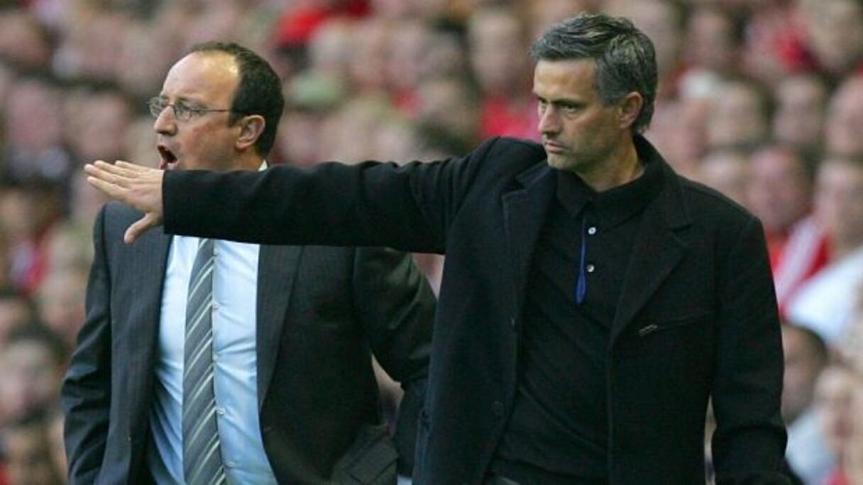 José Mourinho pourrait remplacer Rafa Benitez sur le banc du Real Madrid.