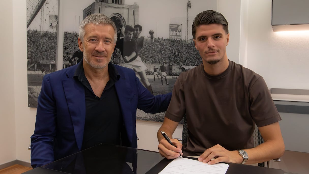 Oussama El Azzouzi, joueur de Bologne.