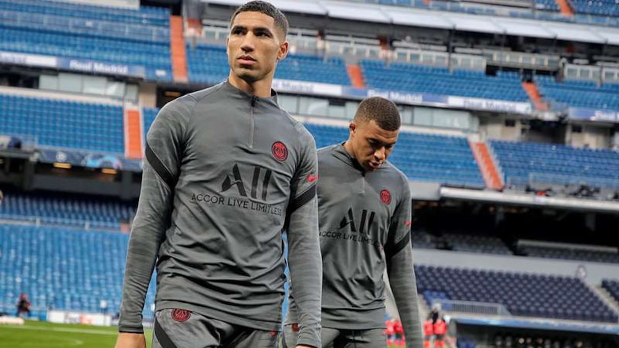 Achraf Hakimi et Kylian Mbappé au stade Santiago Bernabeu, mardi 8 mars 2022.