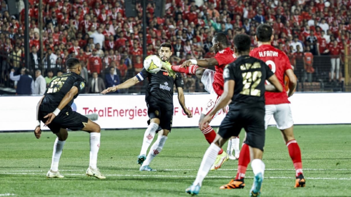 Séquence du match Al Ahly-Wydad, le 4 juin 2023, au stade international du Caire.