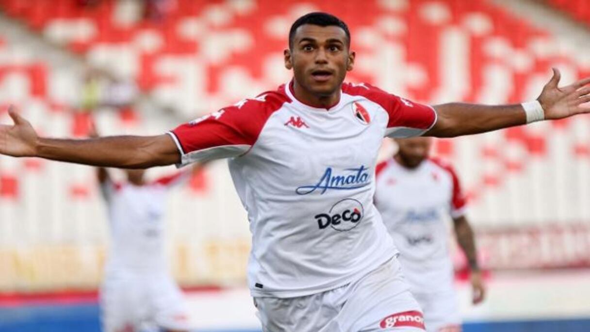 Walid Cheddira, international marocain de Bari.