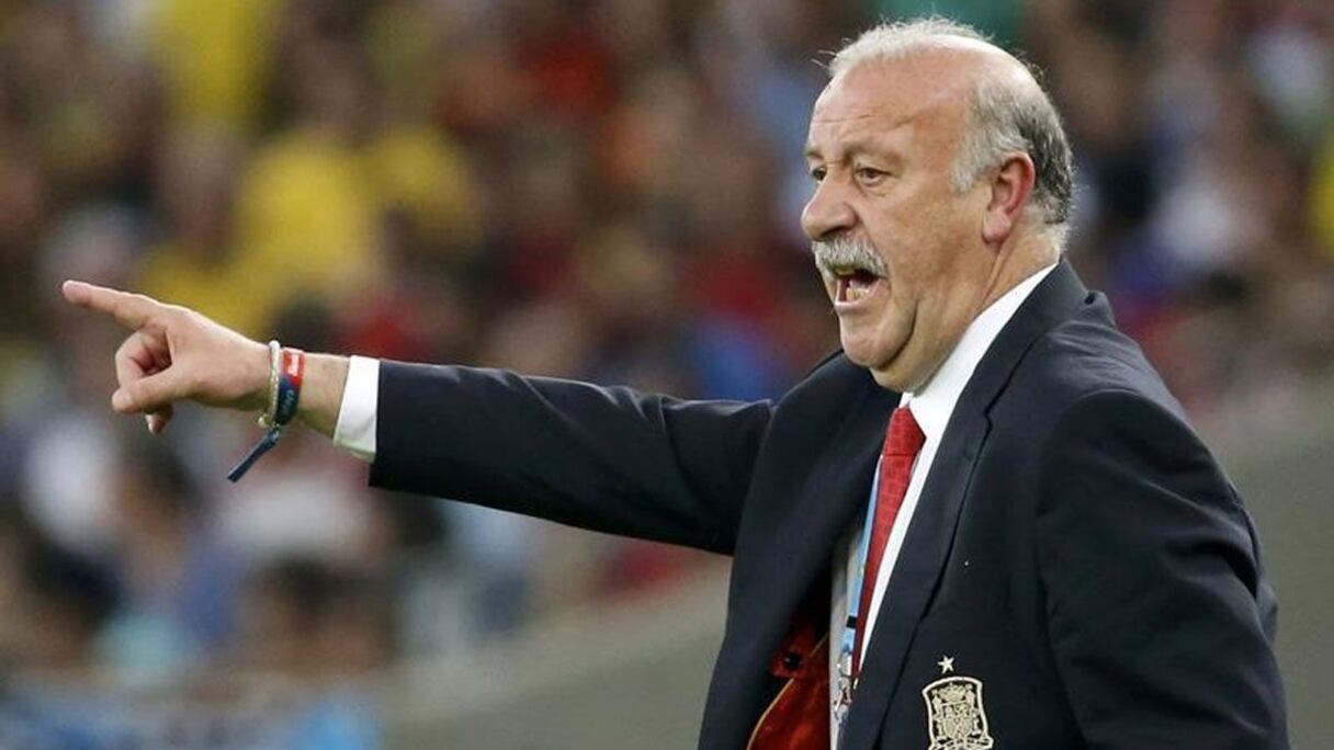 10 - Vicente Del Bosque, 9 titres. Equipe d'Espagne: 1 Coupe du monde, 1 Euro, 2 Ligues des champions
Real Madrid: 2 fois champion d’Espagne, 1 Supercoupe de l’UEFA,1 Coupe du monde des clubs, 1 Supercoupe d’Espagne.