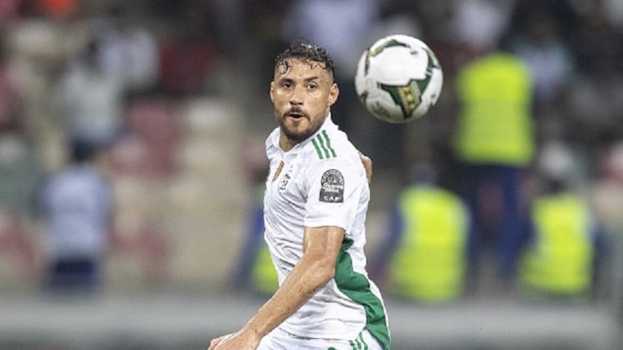 Youcef Belaïli, ailier gauche algérien.