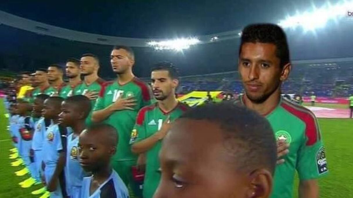 Marquinhos passe bien, avec le maillot de l'équipe nationale.