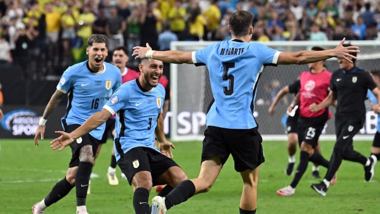 Les joueurs de l'Uruguay après la victoire contre le Brésil.