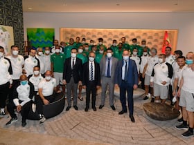 Les ministres Chakib Benmoussa, Younes Sekkouri, Mehdi Bensaid et le président de la FRMF, Fouzi Lekjaa, ont visité le rassemblement des Lions de l'Atlas, vendredi 31 décembre 2021.