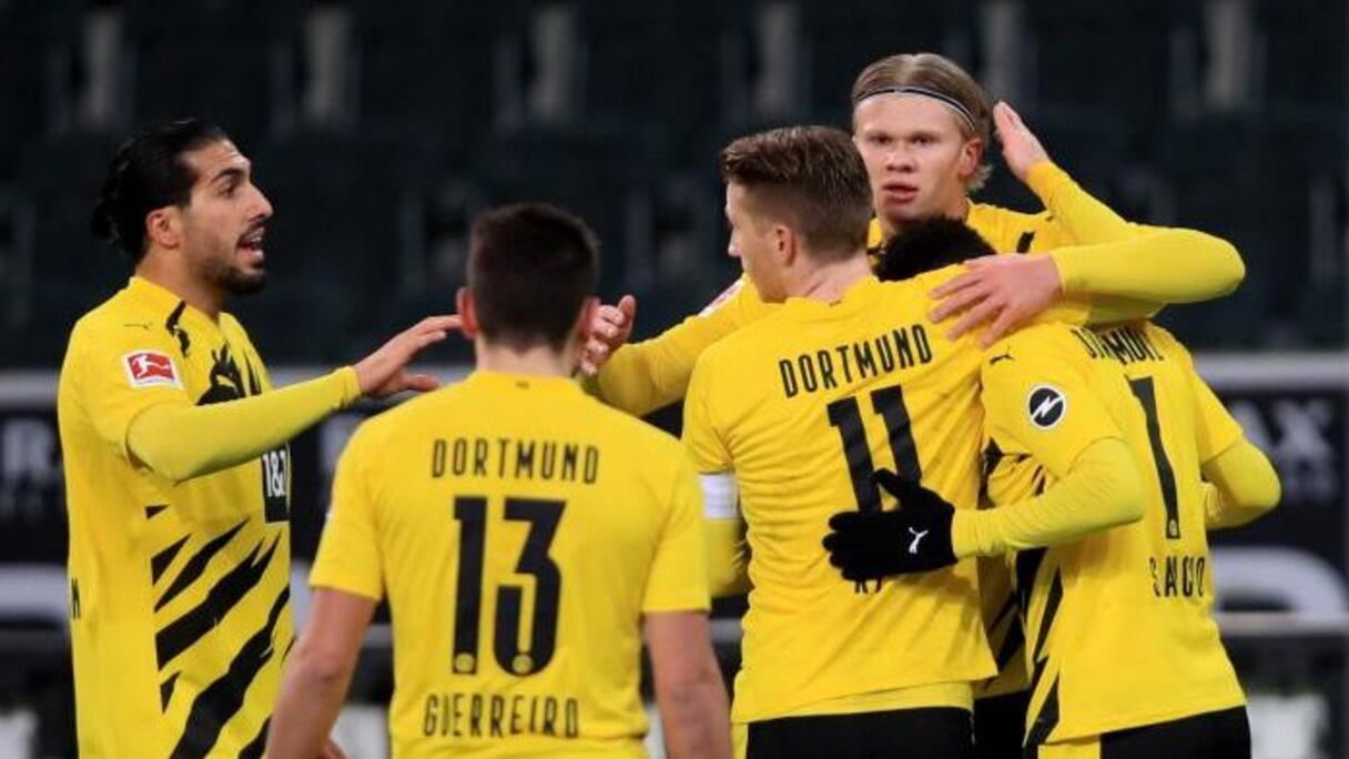 La joie des joueurs de Dortmund, vainqueurs de la Coupe d'Allemagne.