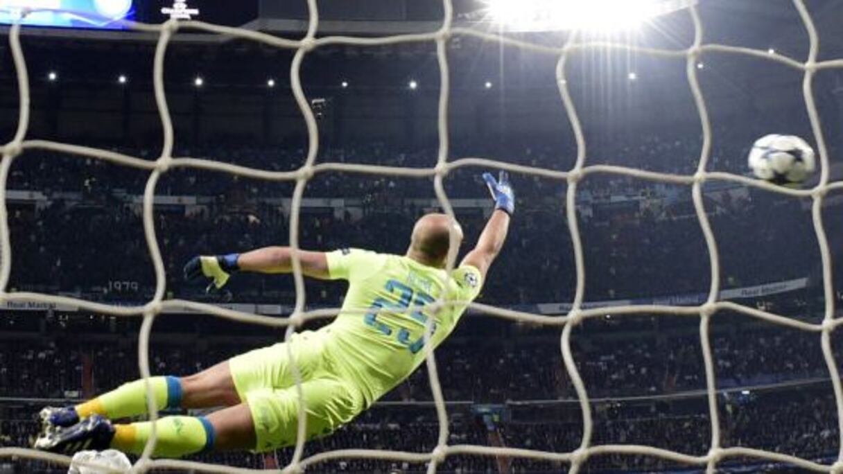 Pepe Reina (Naples), n'a rien pu faire face à la frappe puissante de Casemiro