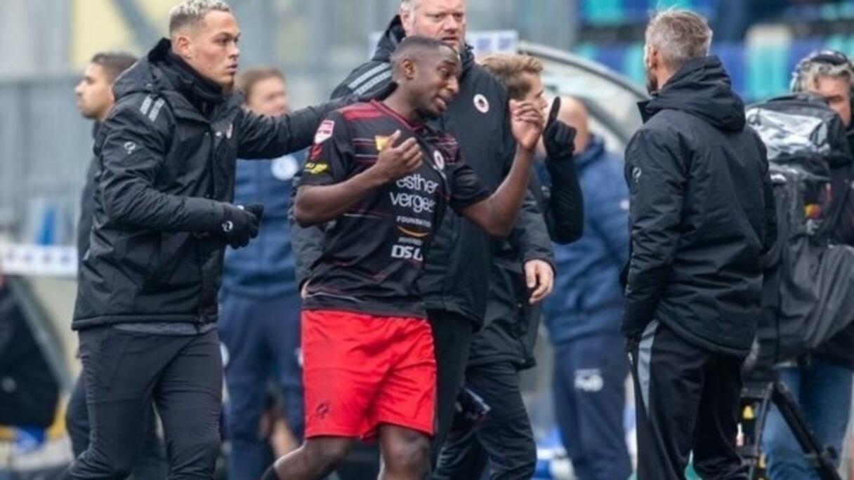 Ahmed Mendes Moreira; joueur de l'Excelsior Rotterdam, victime de cris racistes contre Den Bosch.