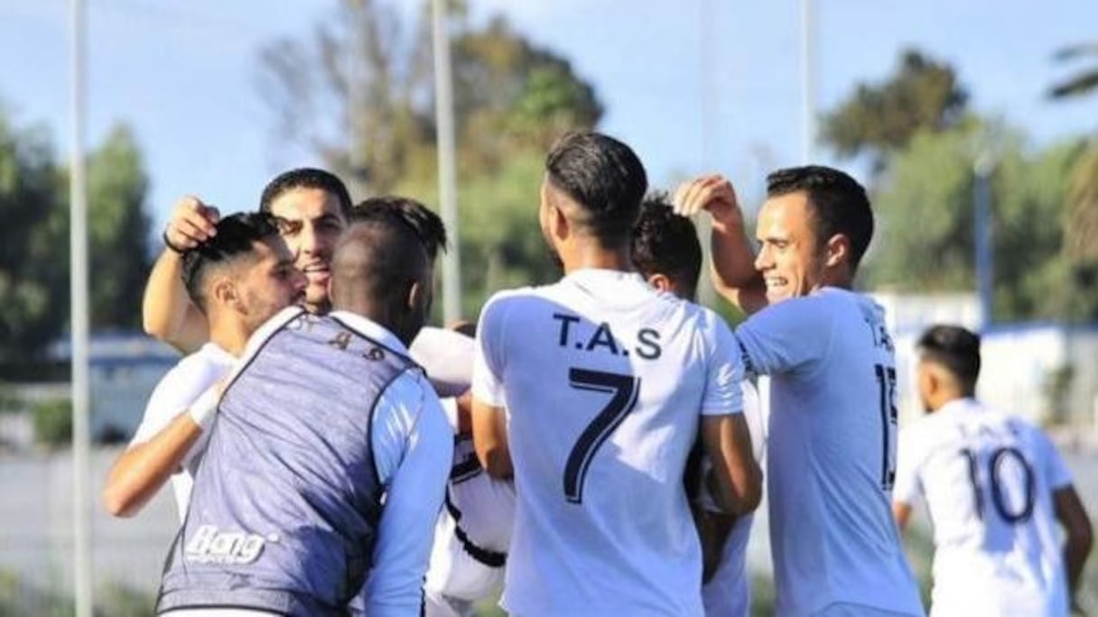 Les joueurs du Tihad Bidaoui (TAS).