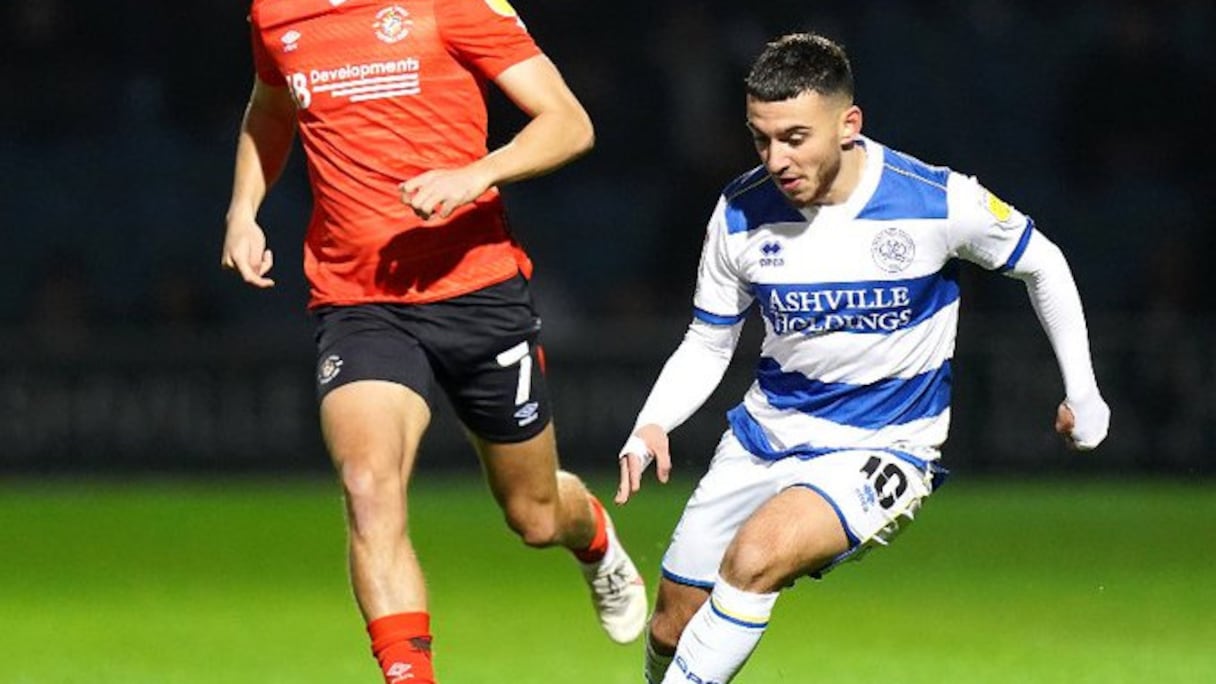 Ilias Chair avec Queens Park Rangers.