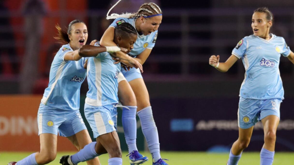 Les joueuses du Sporting Club Casablanca après la qualification pour la finale de la Ligue des Champions Féminine 2023.