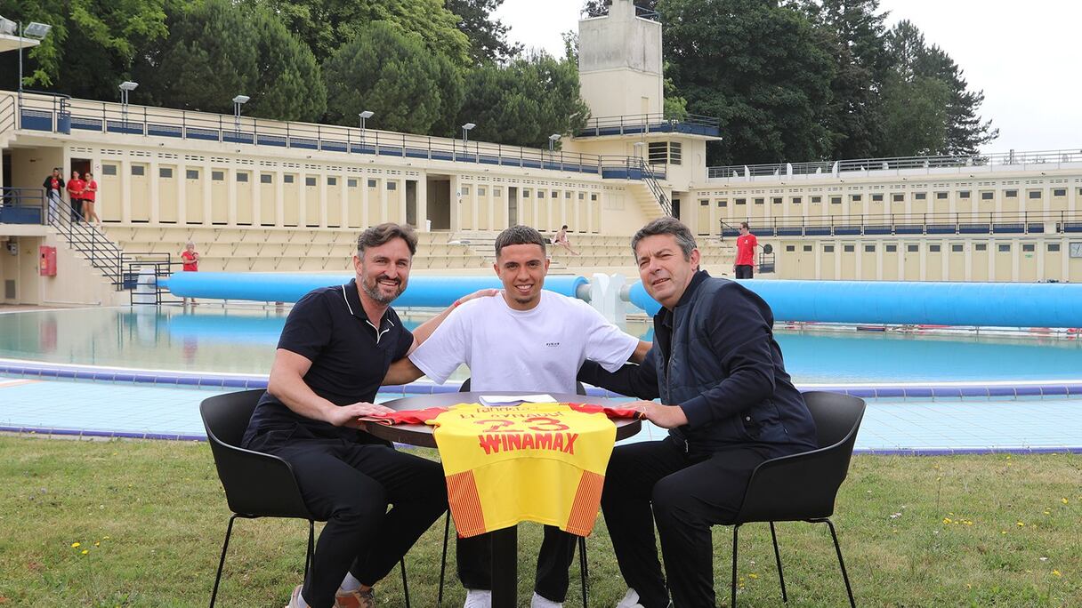 Neil El Aynaoui (au centre).