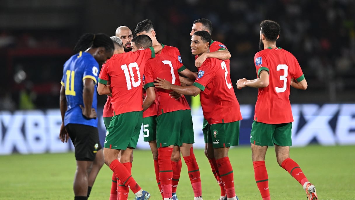 Les Lions exultent après le but de Hakim Ziyech face à la Tanzanie, mardi 21 novembre à Dar es Salam.