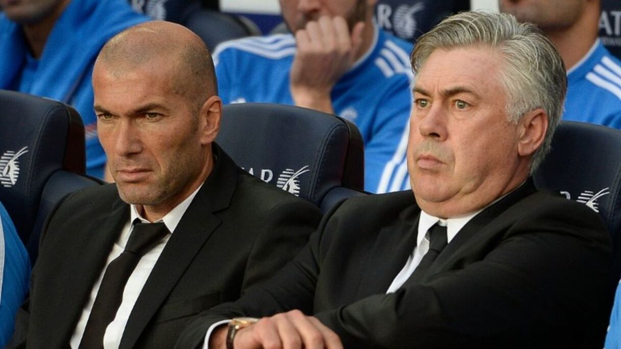 Zinédine Zidane (à gauche) et Carlo Ancelotti.
