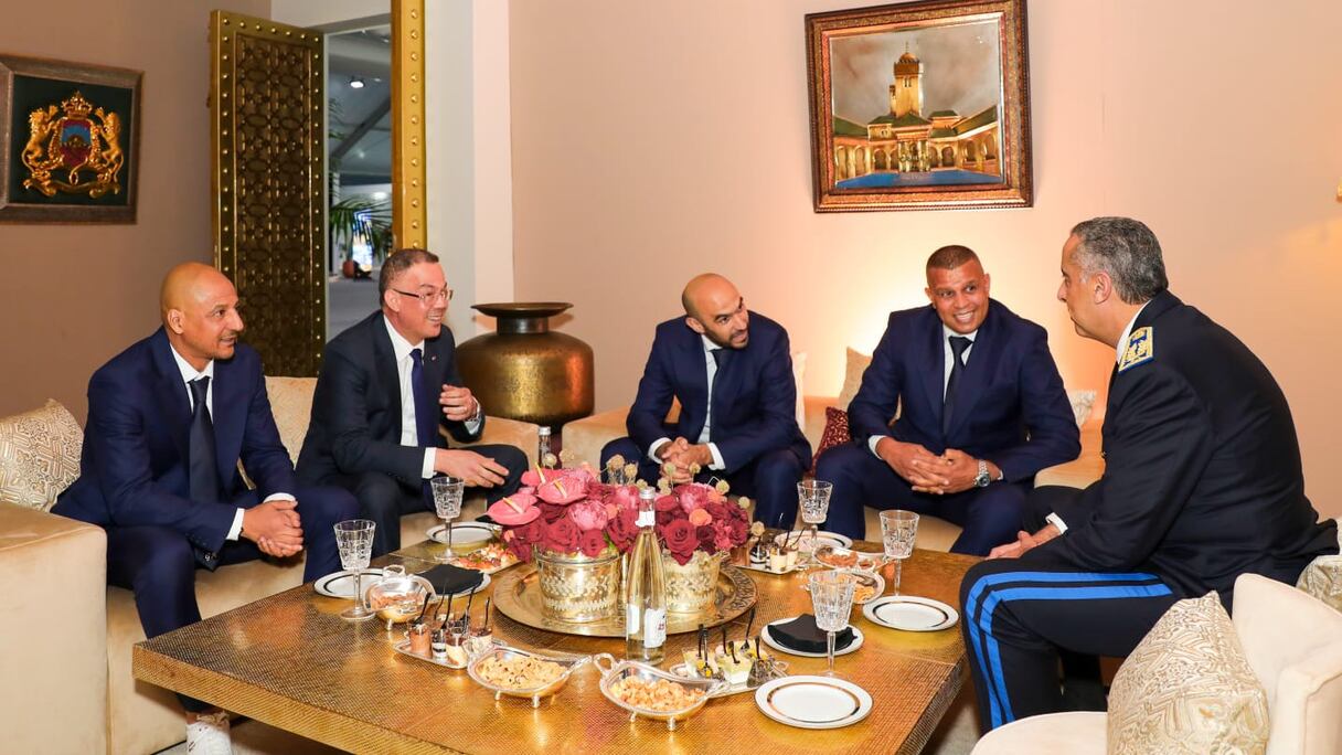 De gauche à droite: Gharib Amzine, Fouzi Lekjaa, Walid Regragui, Rachid Benmahmoud et Abdellatif Hammouchi.