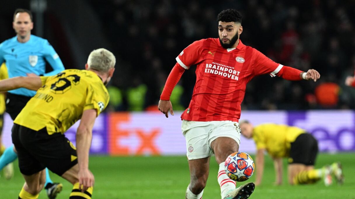 Ismael Saibari face au Borussia Dortmund.