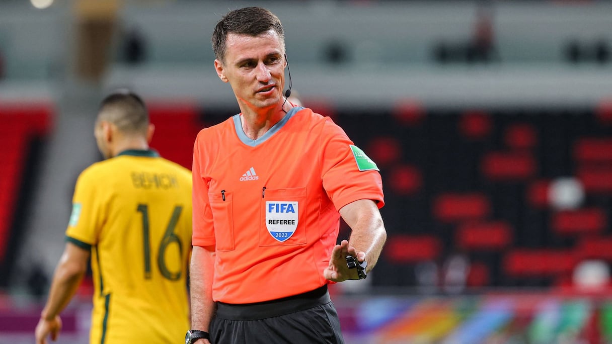 L'Ouzbek Ilgiz Tantashev arbitrera la demi-finale des JO 2024 qui opposera Maroc-Espagne, au stade Vélodrome à Marseille.