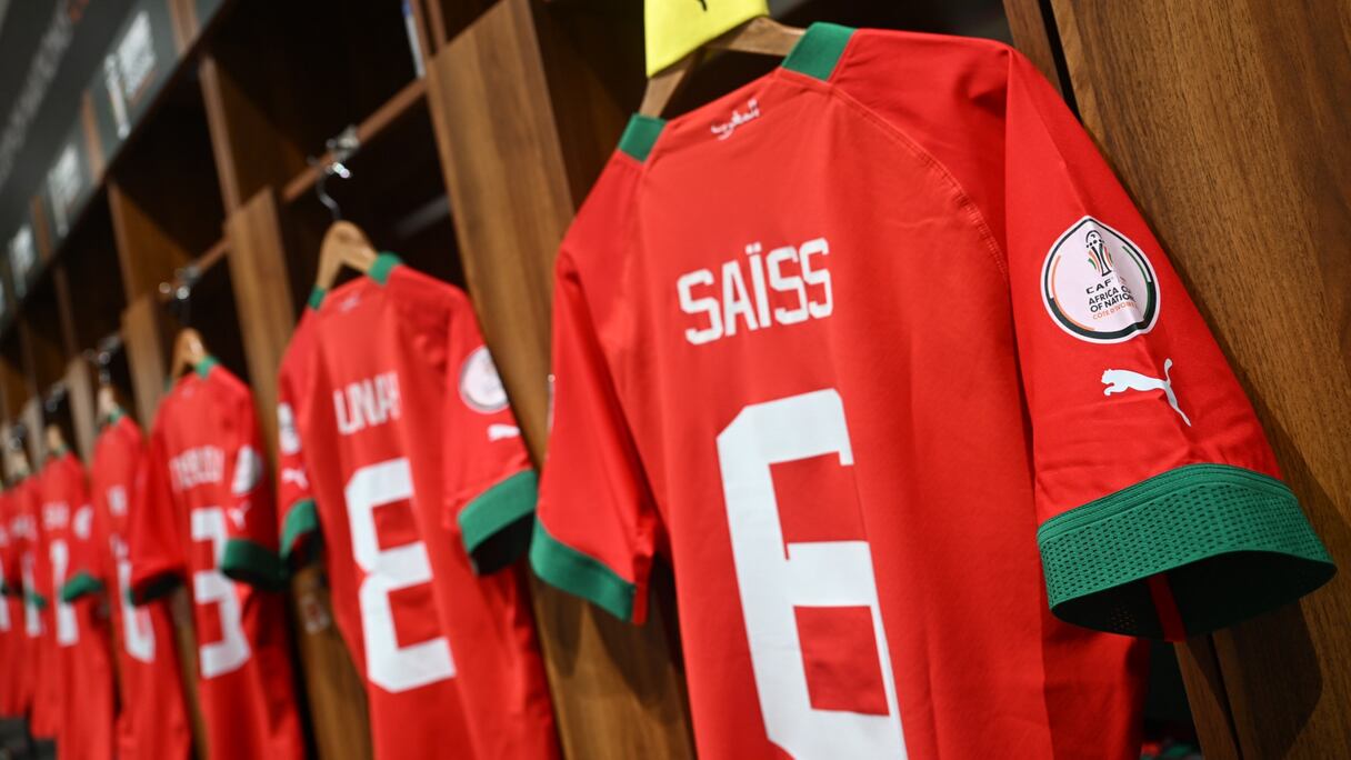 Vestiaires des Lions de l'Atlas au stade Laurent Pokou de San Pedro.