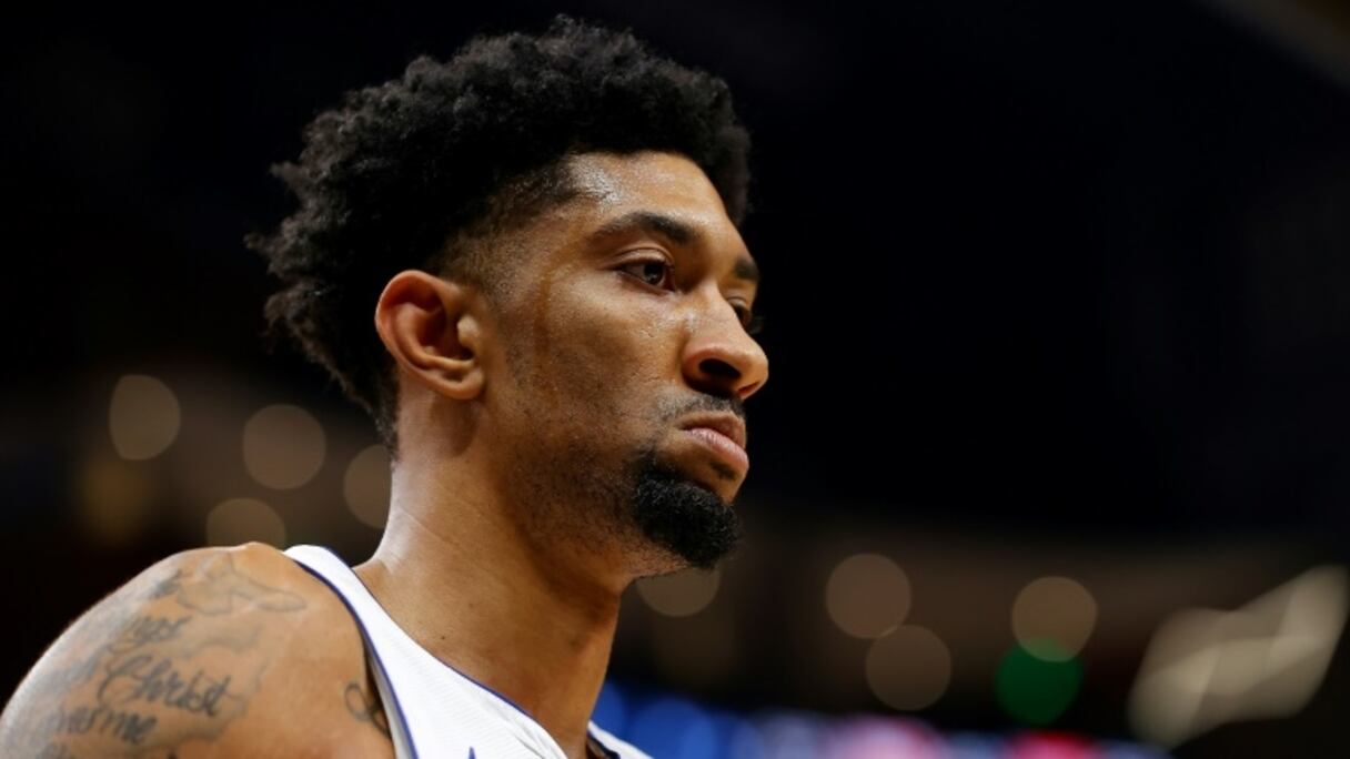 Christian Wood, des Pistons de Detroit, lors d'un match de NBA sur le parquet des Atlanta Hawks.