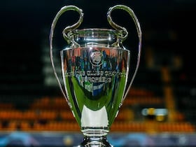 Le trophée de la prestigieuse Ligue des champions, la reine des compétitions européennes.